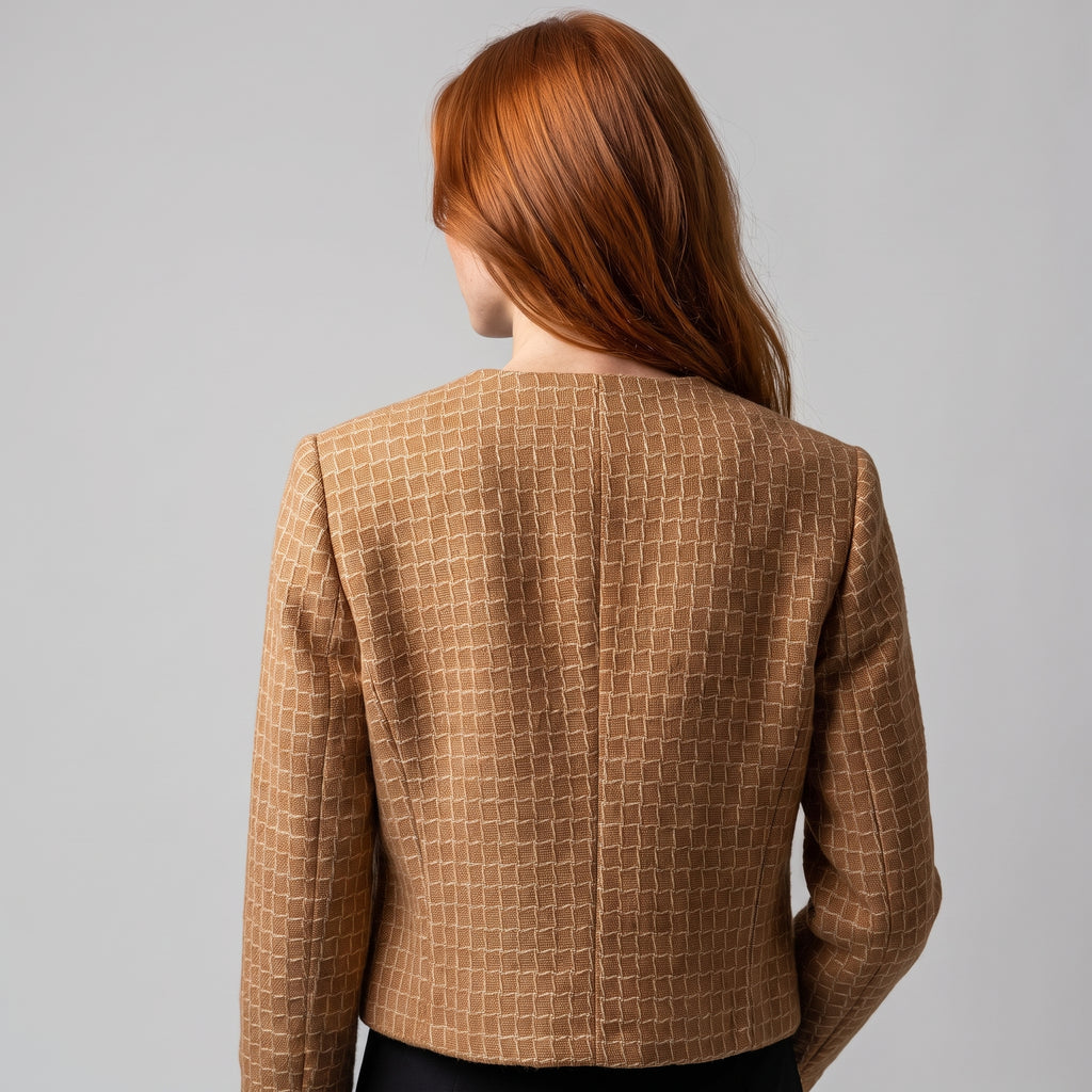 Tailored set, jacket and skirt.