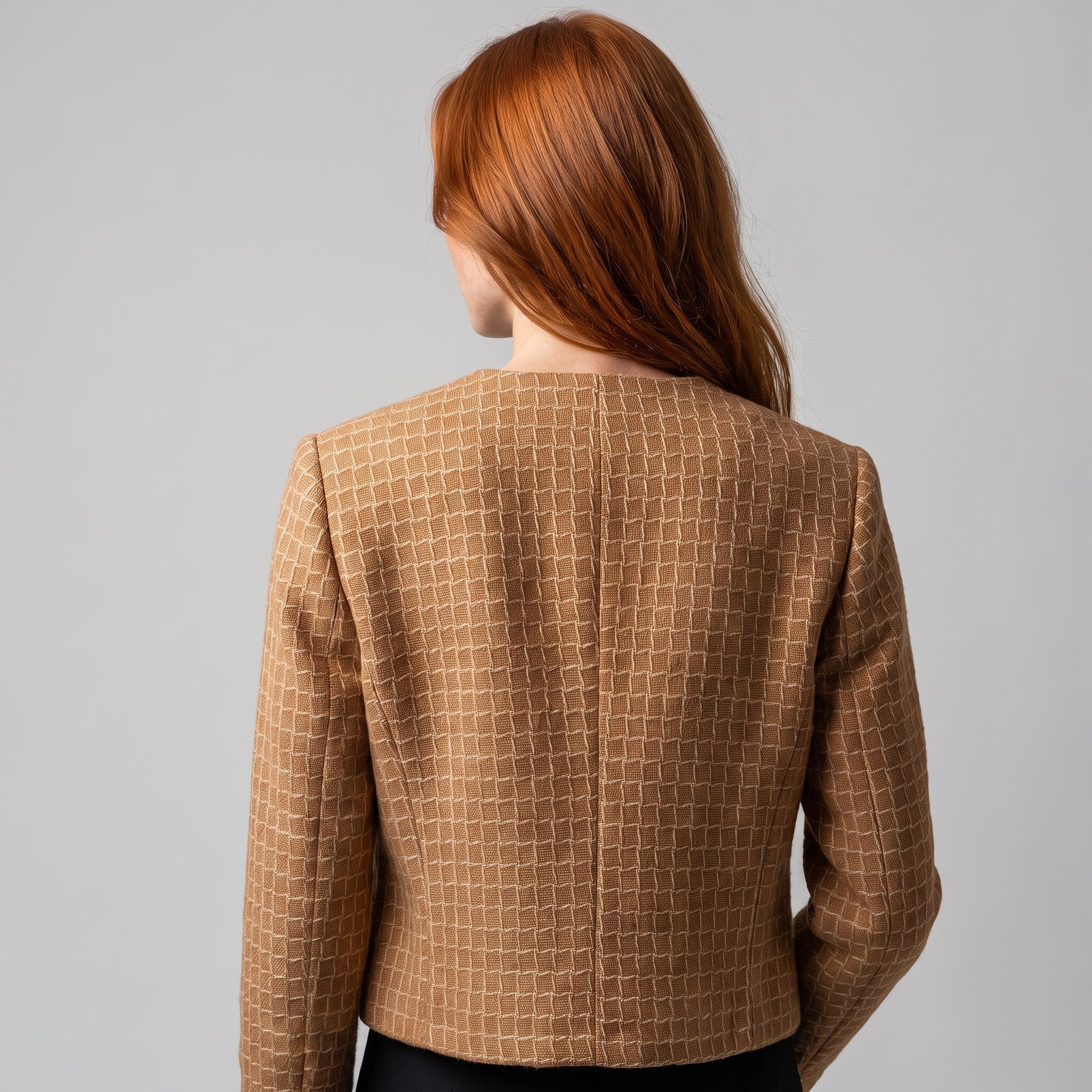 Tailored set, jacket and skirt.